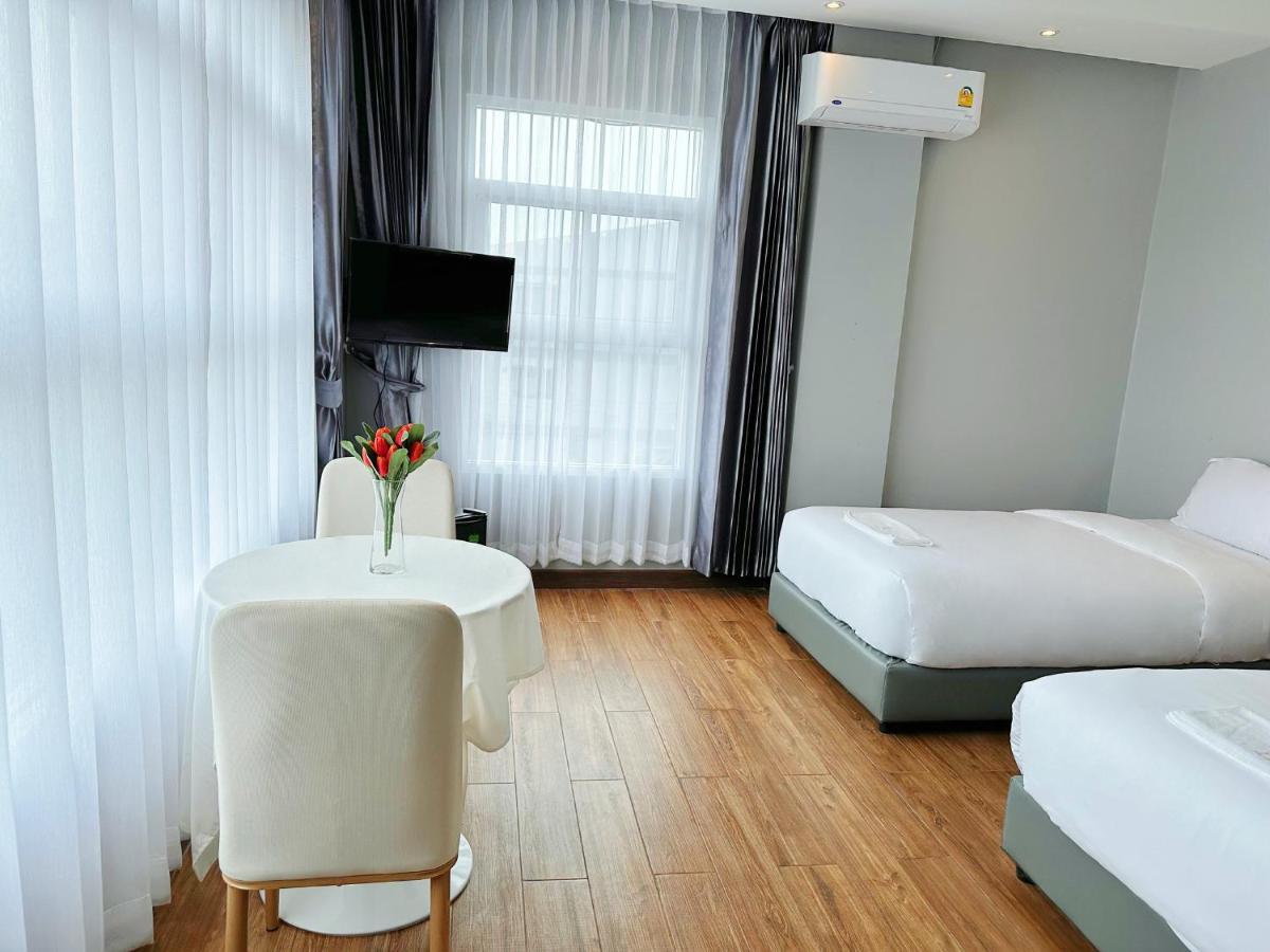 The White House Rachamankha เดอะ ไวท์เฮ้าส์ ราชมรรคา Hostel Chiang Mai Luaran gambar